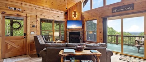 Télévision, cheminée