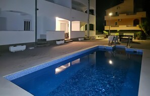 A heated pool - Pet friendly apartment in Okrug Gornji (Okrug Gornji)
