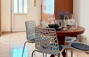 Dining - Pet friendly apartment in Okrug Gornji (Okrug Gornji)