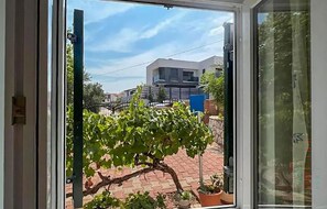 Interior - Amazing apartment in Jezera with WiFi (Jezera)