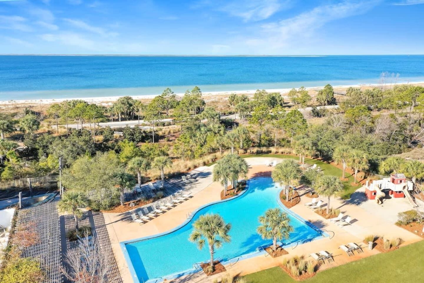 Een verwarmd zwembad