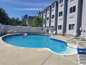 Pool - Sturbridge Plaza Hotel (Sturbridge)