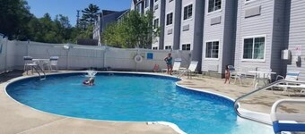 Sturbridge Plaza Hotel