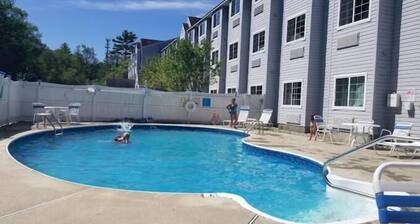 Sturbridge Plaza Hotel