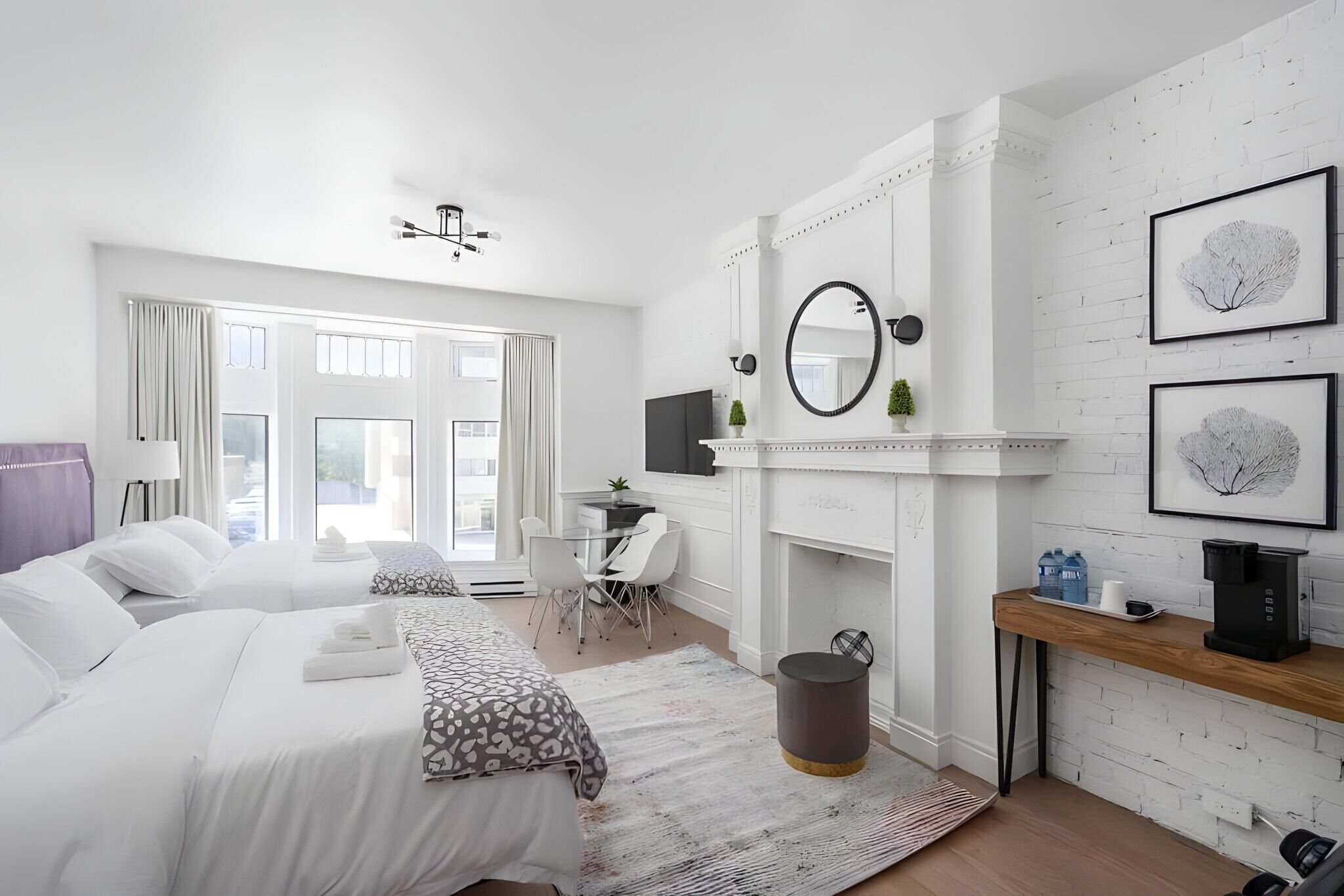 Family Apartment, City View | Desk, free WiFi