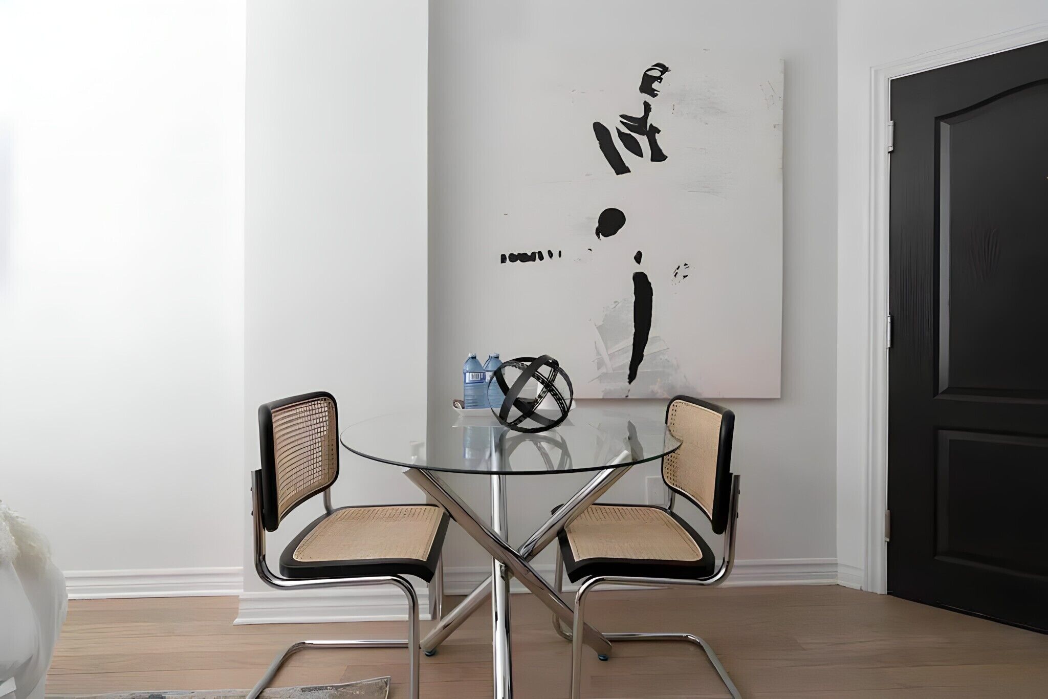 Studio classique, 1 grand lit, cuisinette, vue sur la ville | Aire de séjour