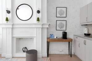 Family Apartment, City View | Living area