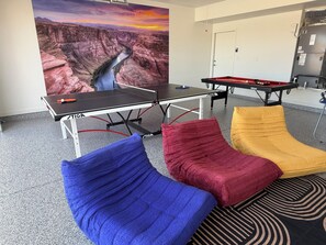 Games room - "New" Lake Powell Retreat- Sleeps 15+ Large Groups, Views, Sunsets, Stars, Games (Page)