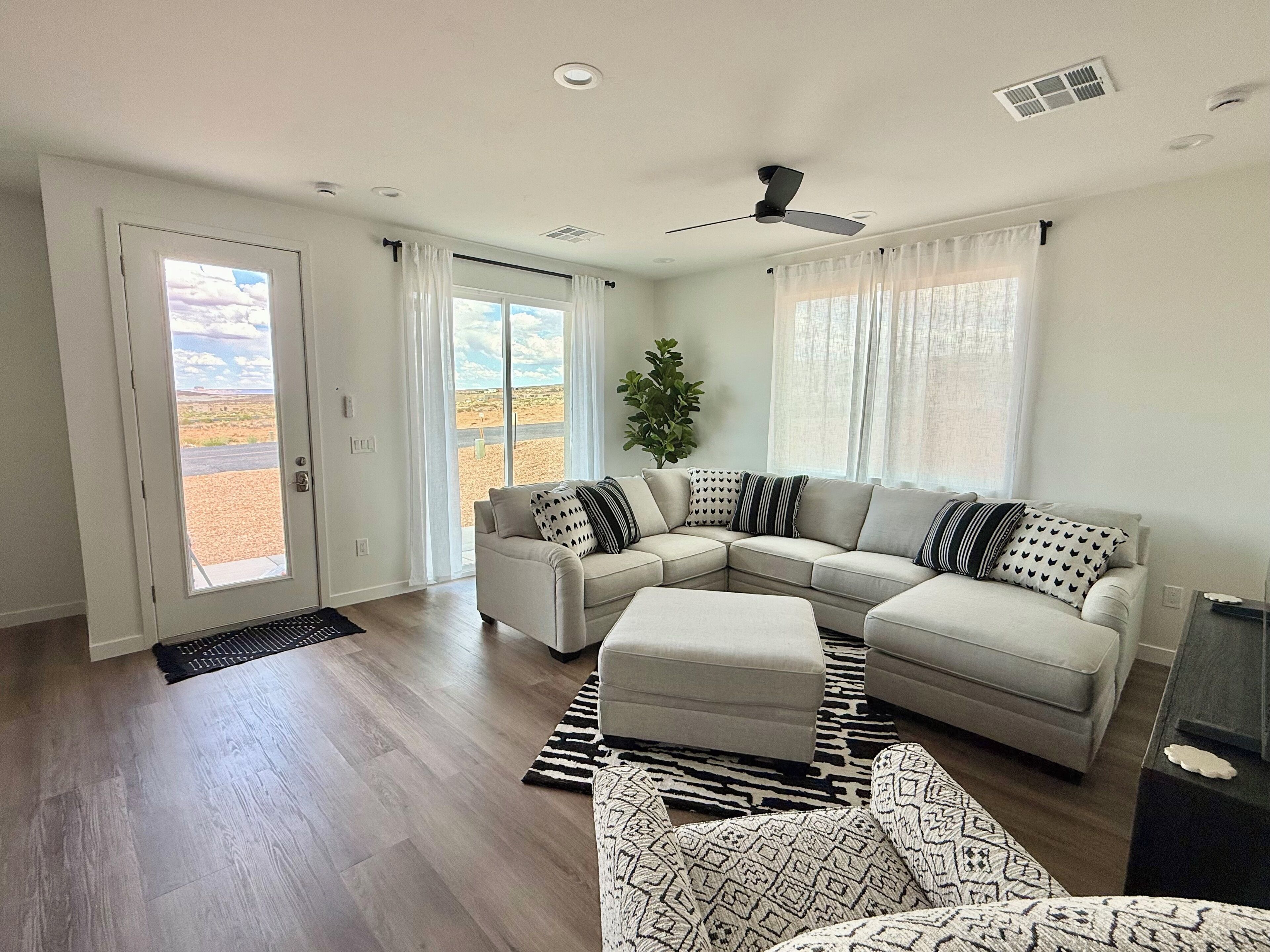 TV connectée, baby-foot, table de tennis de table