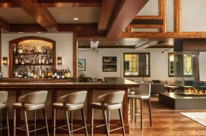 بار (في المنشاة)