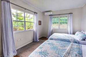 3 chambres, bureau, fer et planche à repasser, Wi-Fi gratuit