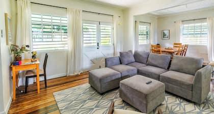 Cozy 3-bedroom cottage in tranquil Saint Patrick with private yard
