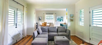 Cozy 3-bedroom cottage in tranquil Saint Patrick with private yard