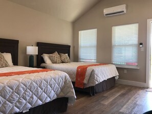 Iron/ironing board, WiFi, bed sheets - River View Double Queen Cabin #22 (Kerrville)