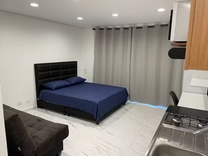1 bedroom, WiFi, bed sheets, wheelchair access - Entire rental unit in Cali, Colombia Chipichape living … In Heaven (Cali)