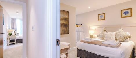 2 Schlafzimmer, Bügeleisen/Bügelbrett, WLAN, Bettwäsche