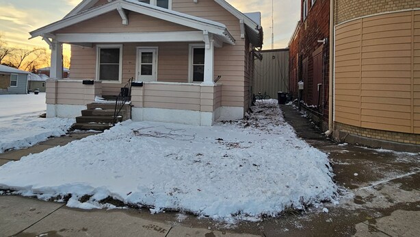 Unclassified image, 1 of 13, button - Cozy 1-bedroom apartment in fantastic Mount Pleasant with AC (Mount Pleasant)