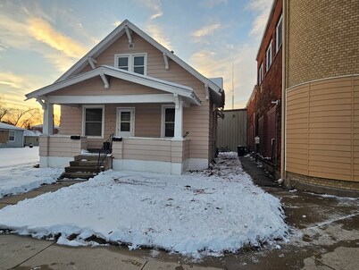 Cozy 1-bedroom apartment in fantastic Mount Pleasant with AC