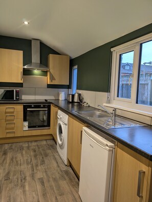 Microonde, forno, piano cottura