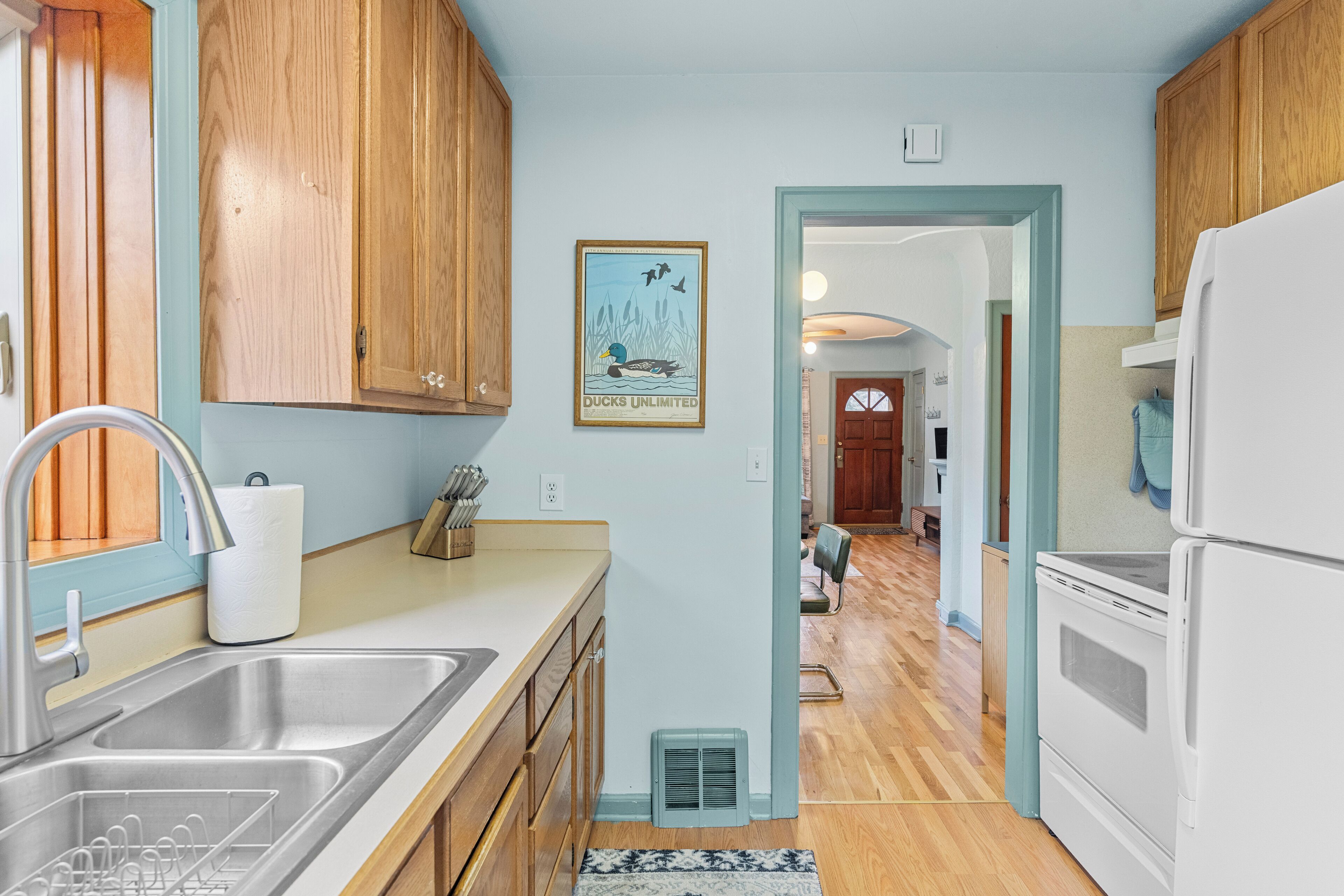 Micro-ondes, four, plaque de cuisson, lave-vaisselle