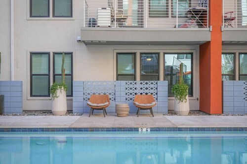 Tempe Favorite! 1BR w/ Pool Near Downtown & ASU