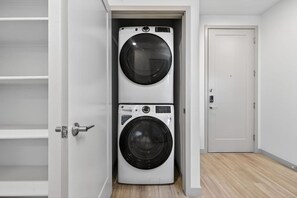 Interior - Stylish 1BR Near ASU & Mill Ave | Pool + Workspace (Tempe)