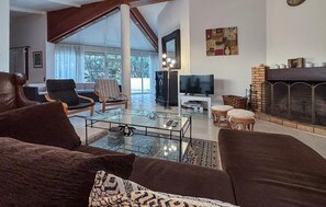 Takka, pöytätennispöytä