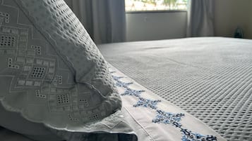 2 sovrum, strykjärn/strykbräda, internet och sängkläder