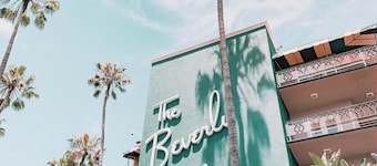 Elegant and Contemporary Getaway