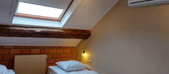 Apartment in the Heart of Epen's