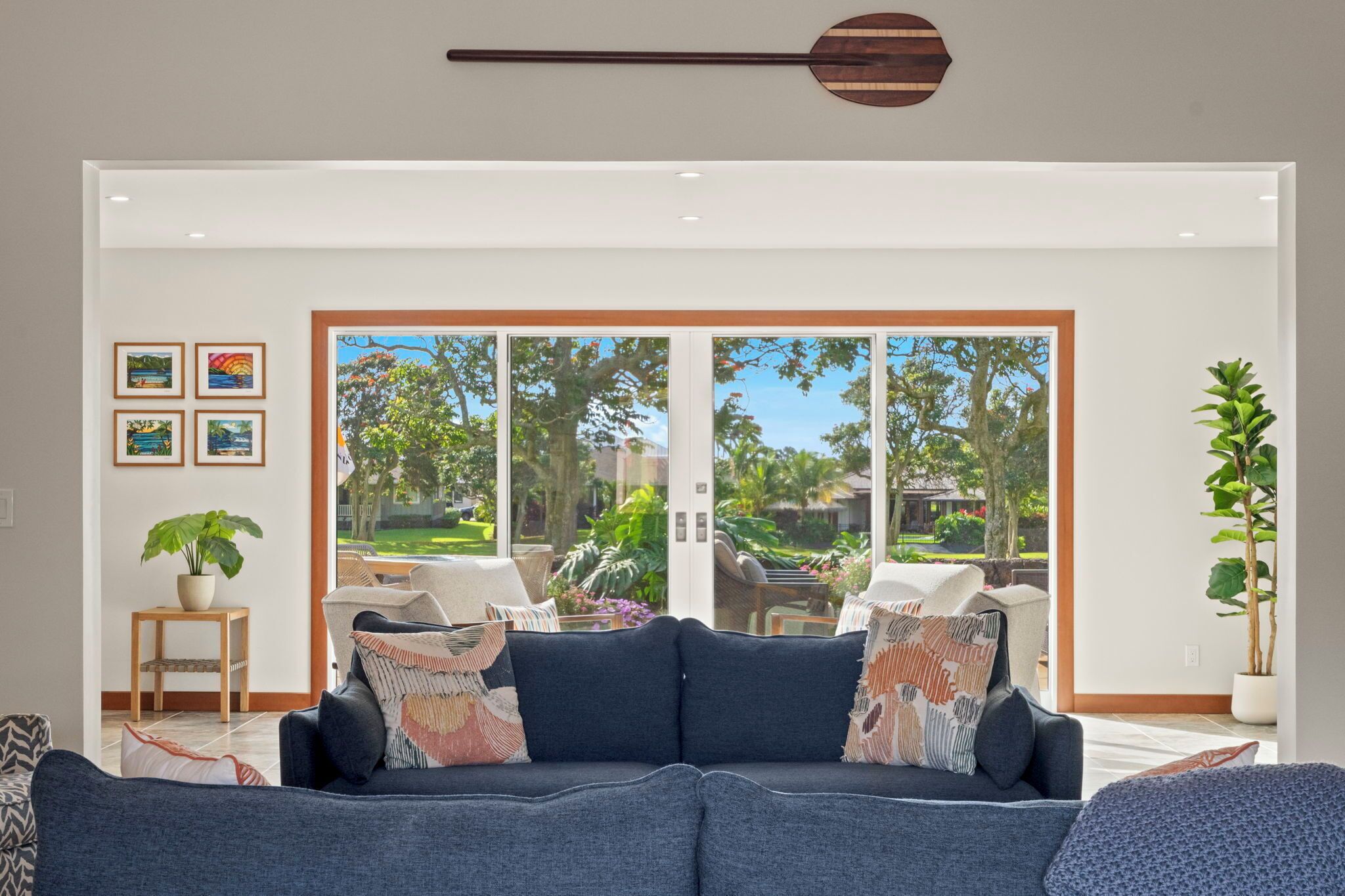 Smart TV, books, stereo, printers