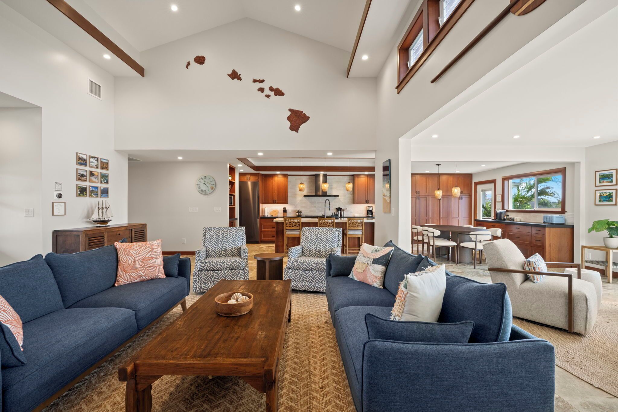 Smart TV, books, stereo, printers