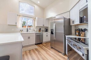 House, Multiple Beds, Patio, Garden View (1059 Chesterfield) | Private kitchen - Modern Western Retreat Pet-friendly 4bed/2bath (Reno)