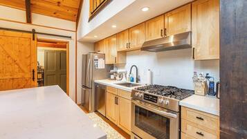 Kabin, Beberapa Tempat Tidur, patio (Tomahawk) | Dapur pribadi