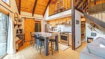 Cabin, Multiple Beds, Patio (Tomahawk) | Private kitchen