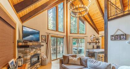 Cozy Tahoma Cabin in the Pines Sleeps 6 + Pets