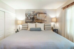 Casa, várias camas, varanda, vista para o jardim (Muse) | 3 quartos, individualmente decorados, individualmente mobiliados