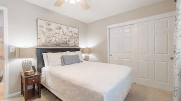 House, Multiple Beds, Patio, Garden View (Muse) | 3 bedrooms, individually decorated, individually furnished, desk