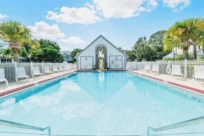 Pool - Seaport Sands Townhome l Private Beach Access (Cape Canaveral)