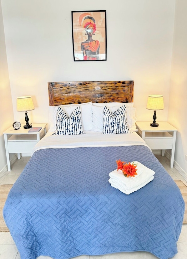 2 makuuhuonetta, silitysrauta/-lauta, ilmainen Wi-Fi, vuodevaatteet