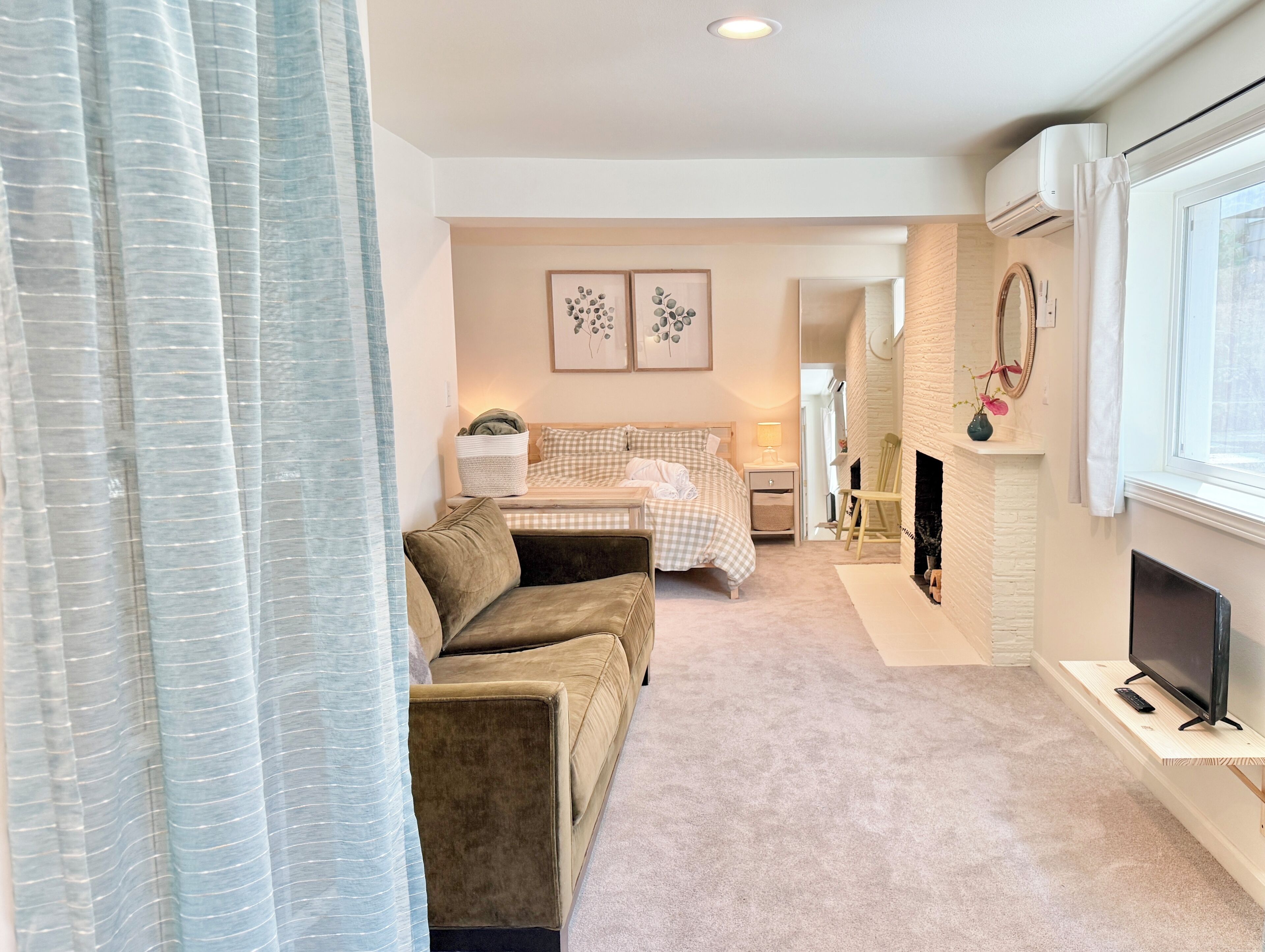 1 chambre, bureau, fer et planche à repasser, Wi-Fi gratuit