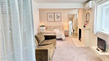 1 chambre, bureau, fer et planche à repasser, Wi-Fi gratuit