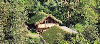 Wild on the Farm, Boquete Cloud Forest Lodge