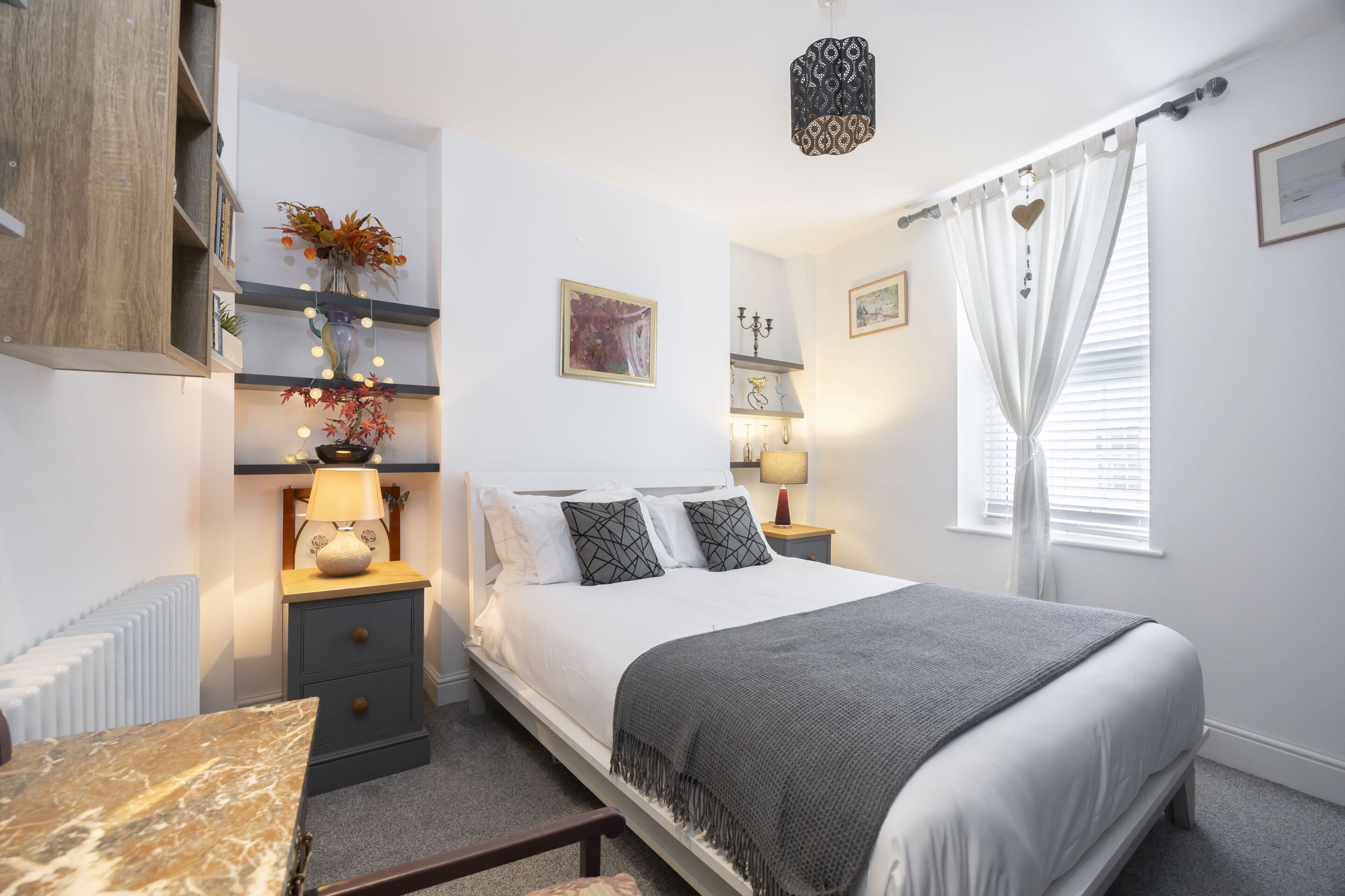 Strykjärn/strykbräda, gratis wi-fi och sängkläder