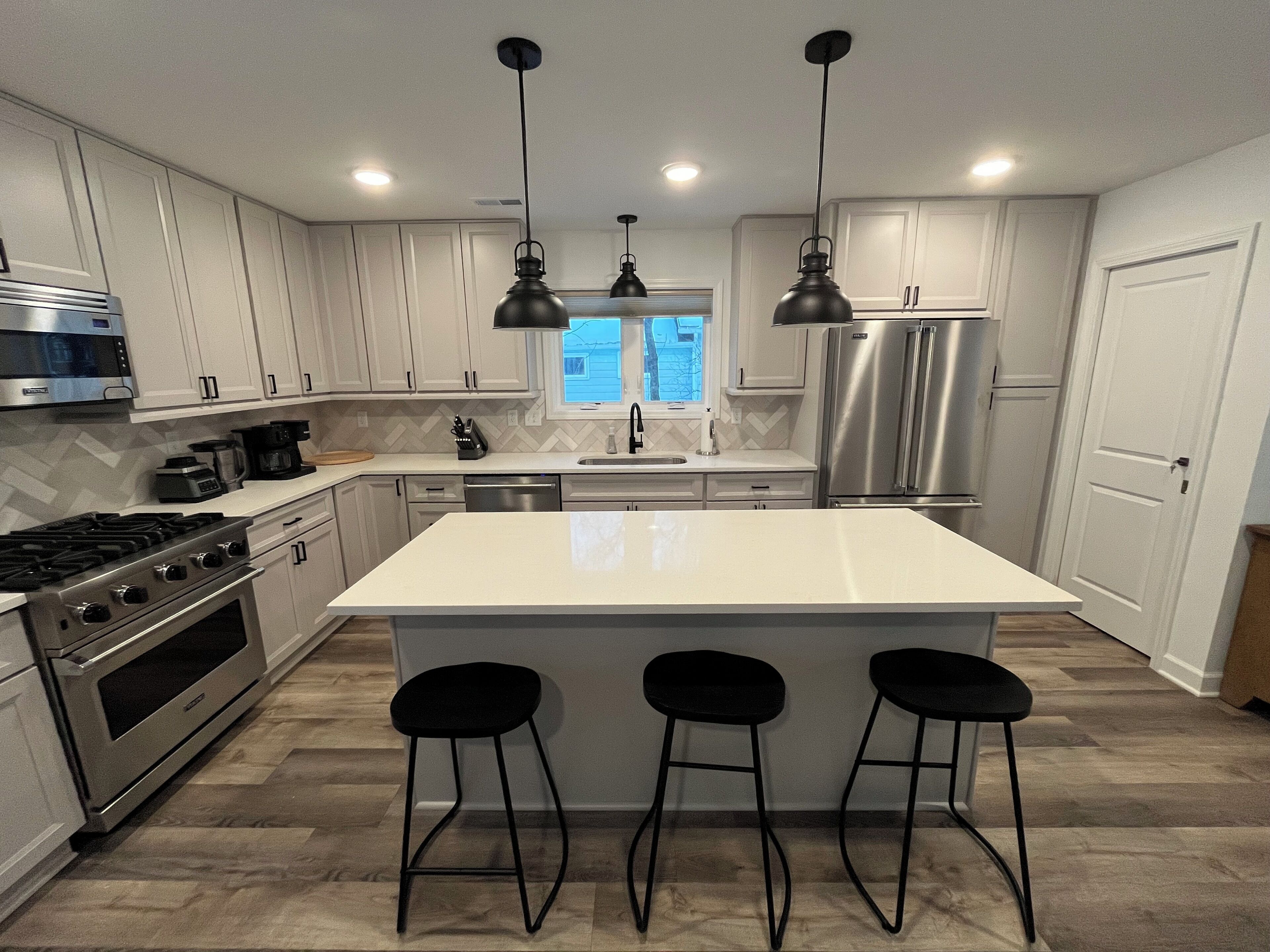 Mikrobølgeovn, ovn, kogeplade, opvaskemaskine