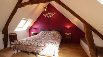 Fer et planche Ă repasser, Wi-Fi gratuit, draps fournis