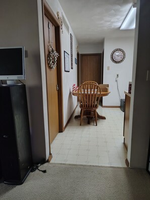 Interior - #1 Choice For A Quiet & Relaxing StL Suburb Home Away From Home Vacation Rental. (Columbia)