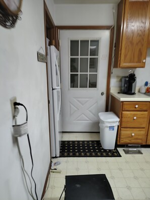 Interior - #1 Choice For A Quiet & Relaxing StL Suburb Home Away From Home Vacation Rental. (Columbia)
