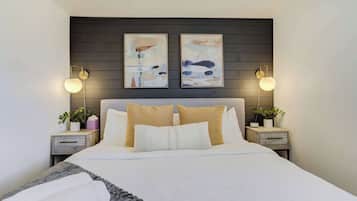 Lit parapluie, Wi-Fi, draps fournis