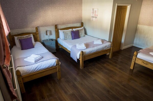 Deluxe Quadruple Room, Courtyard View | Desk, laptop workspace, blackout drapes, iron/ironing board - NORFOLK ARMS HOTEL SHEFFIELD (Sheffield)